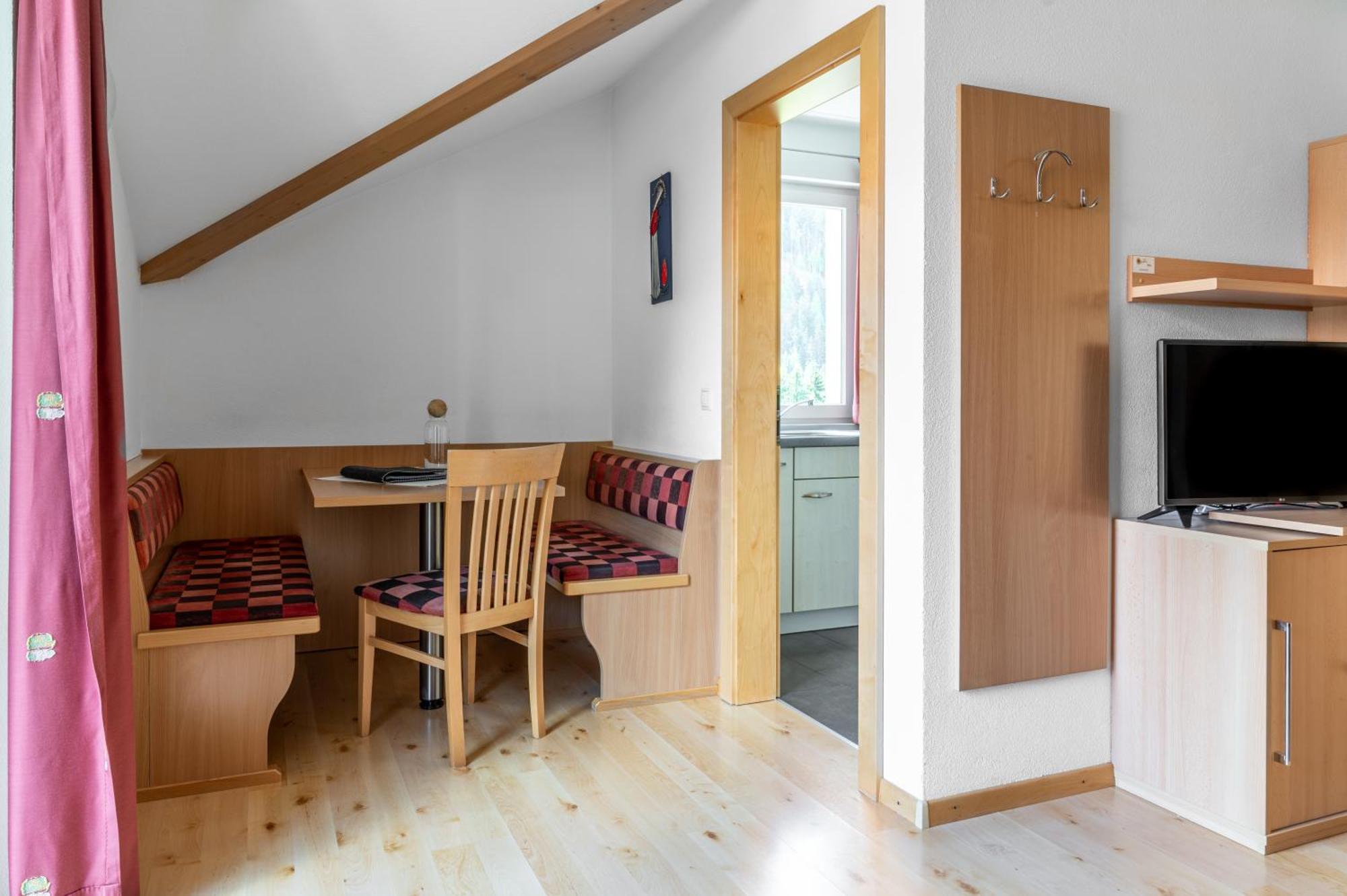 Apparthotel Sonnwies Selva dei Molini Luaran gambar